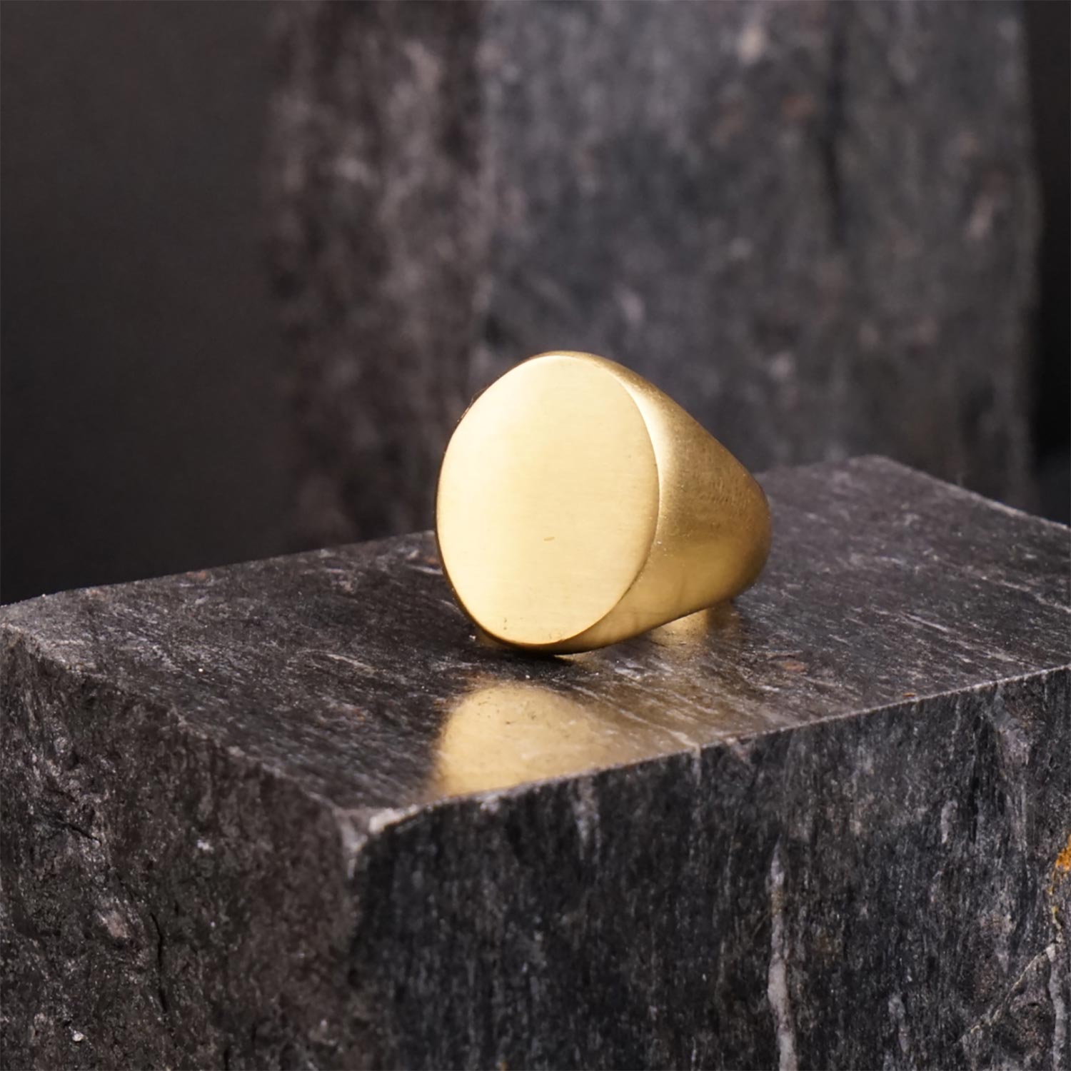 Golden Plain Signet Ring - TRB018