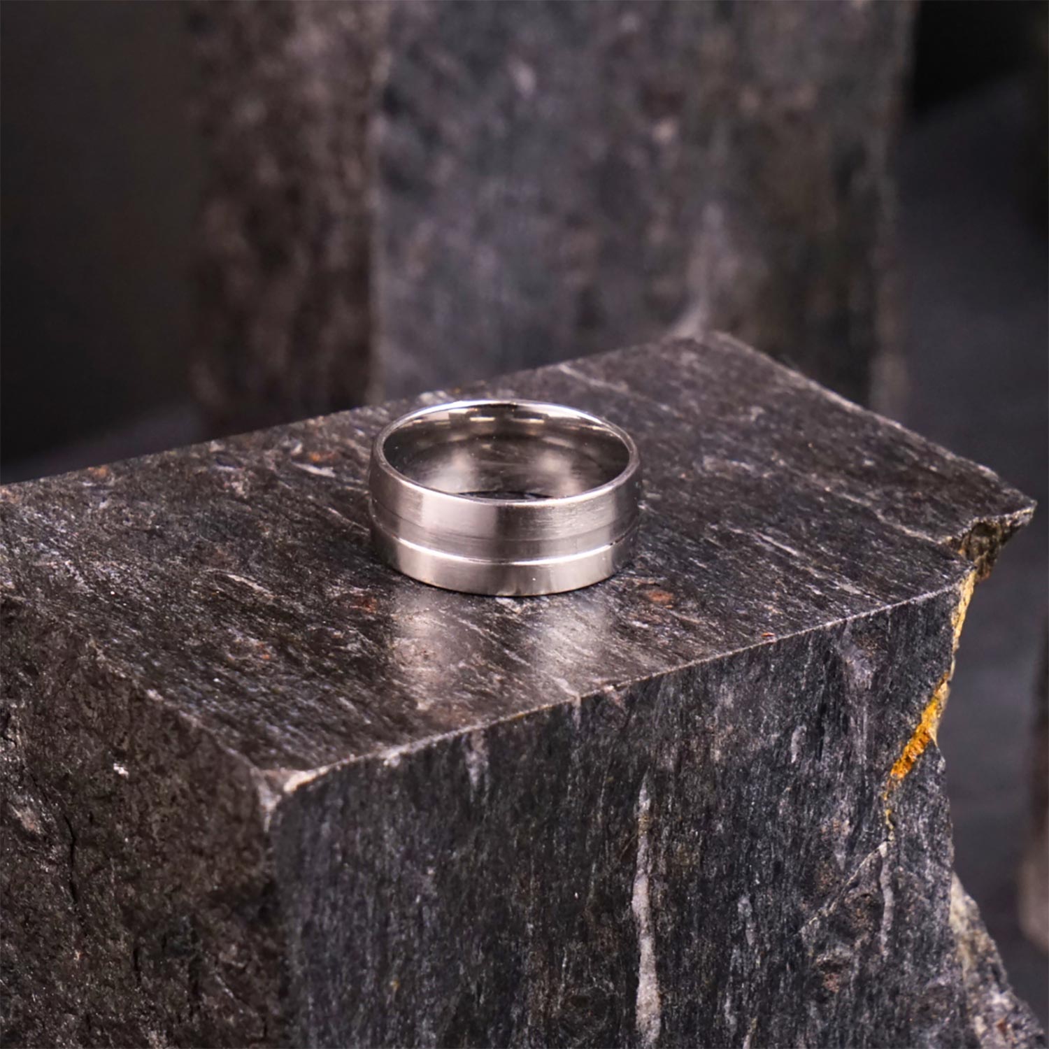 Silver Band Ring - 8 mm