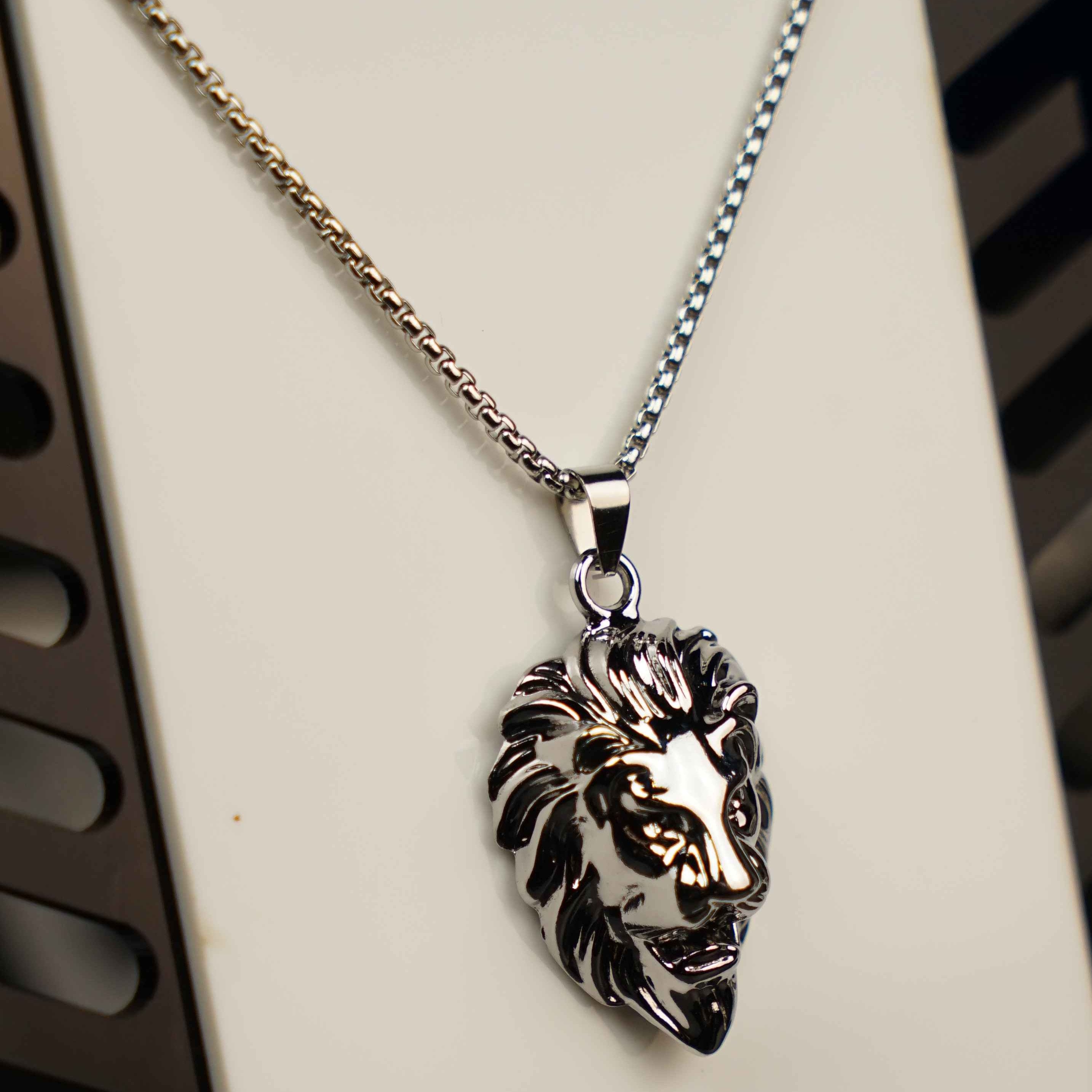 Lion Head Pendant & Chain