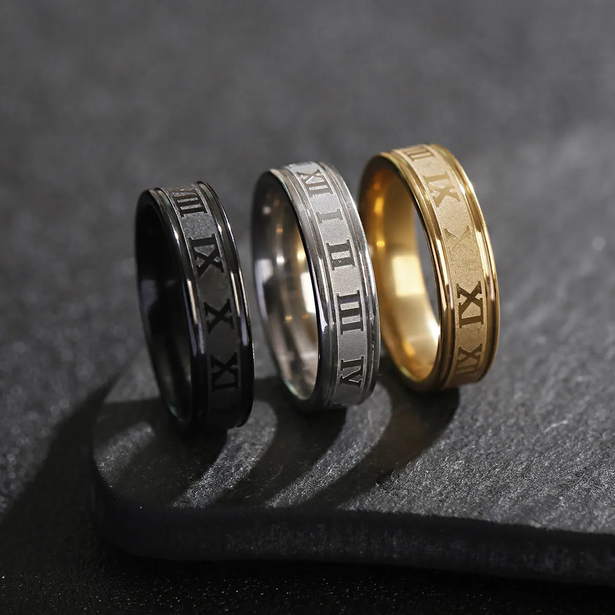 Golden Vintage Roman Ring - 5 mm